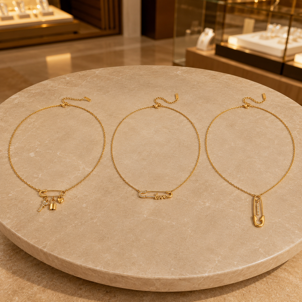 Avelor Necklace