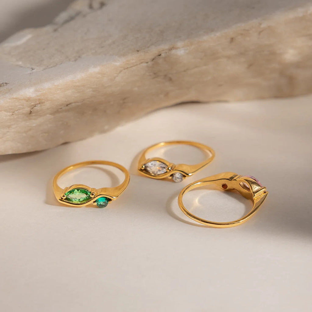 Lunara Ring