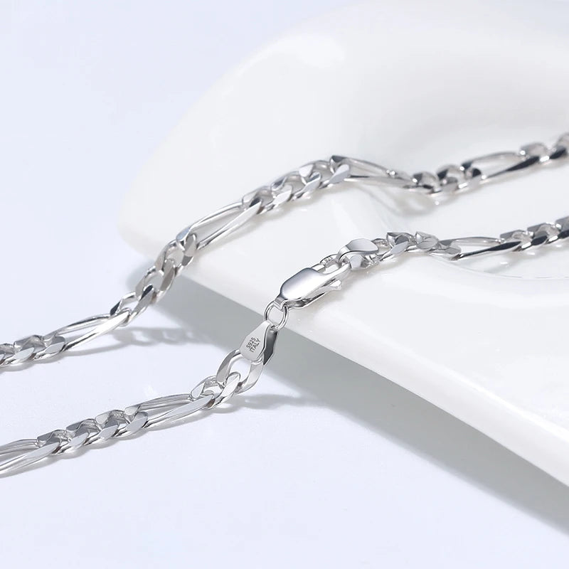 Rivo Necklace